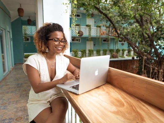 Entrepreneurs In Conversation With Géraldine - Annelise Gakalla-Bourdier